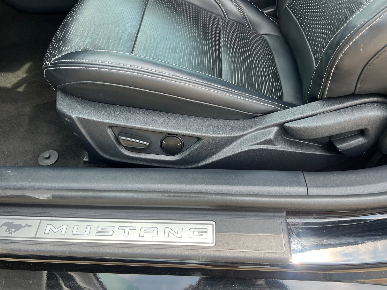 Used 2024 Ford Mustang GT Premium RWD image 14