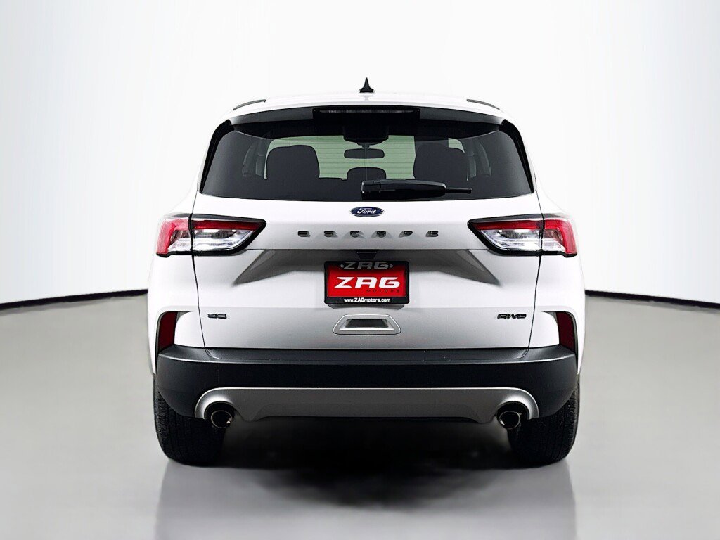 Used 2022 Ford Escape SE AWD/4WD image 4