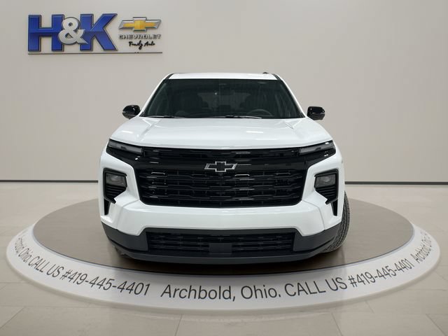 New 2027 Chevrolet Traverse LT w/ Midnight/Sport Edition FWD image 2