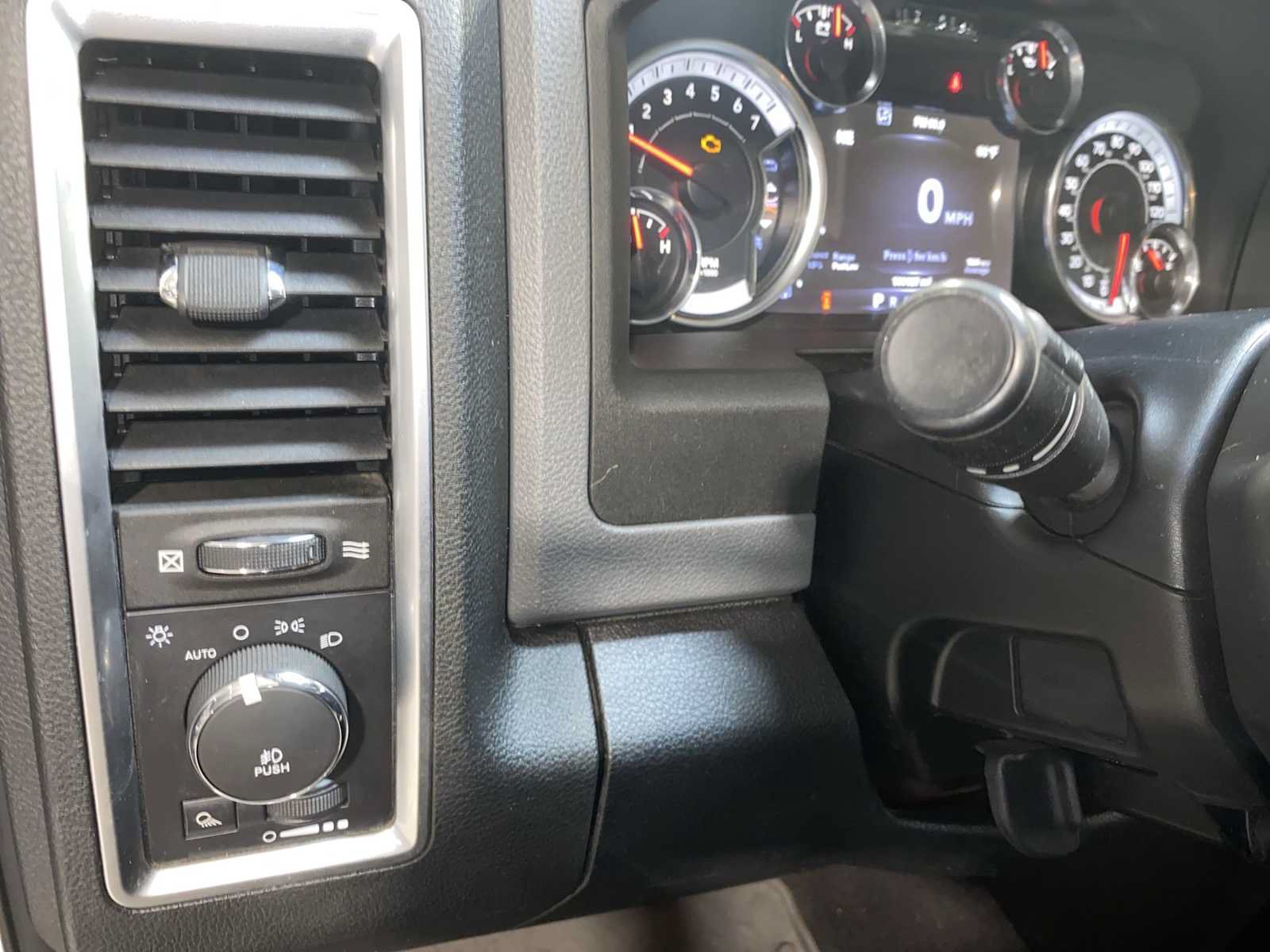 Used 2014 RAM 1500 Outdoorsman AWD/4WD image 24