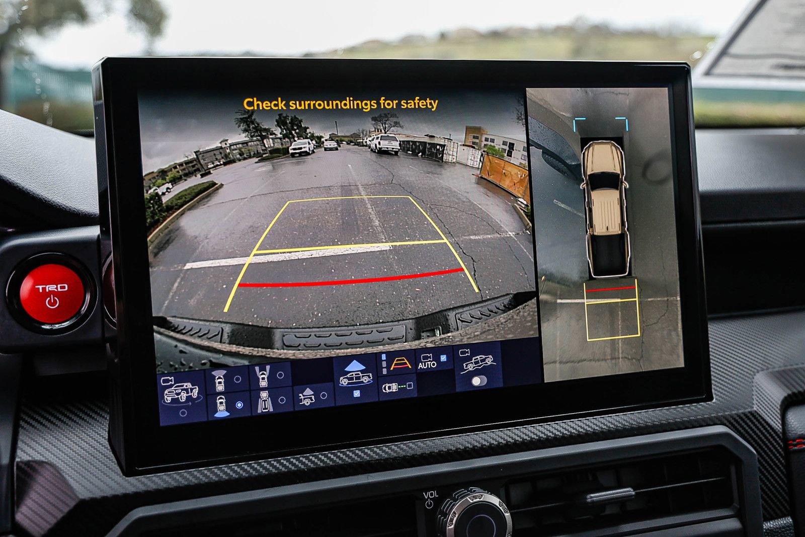 Used 2025 Toyota Tacoma TRD Pro image 24