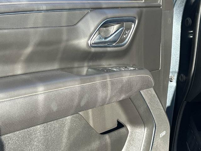 Used 2021 GMC Yukon AT4 w/ Technology Package AWD/4WD image 18