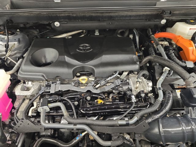 Used 2022 Toyota RAV4 XSE AWD/4WD image 39