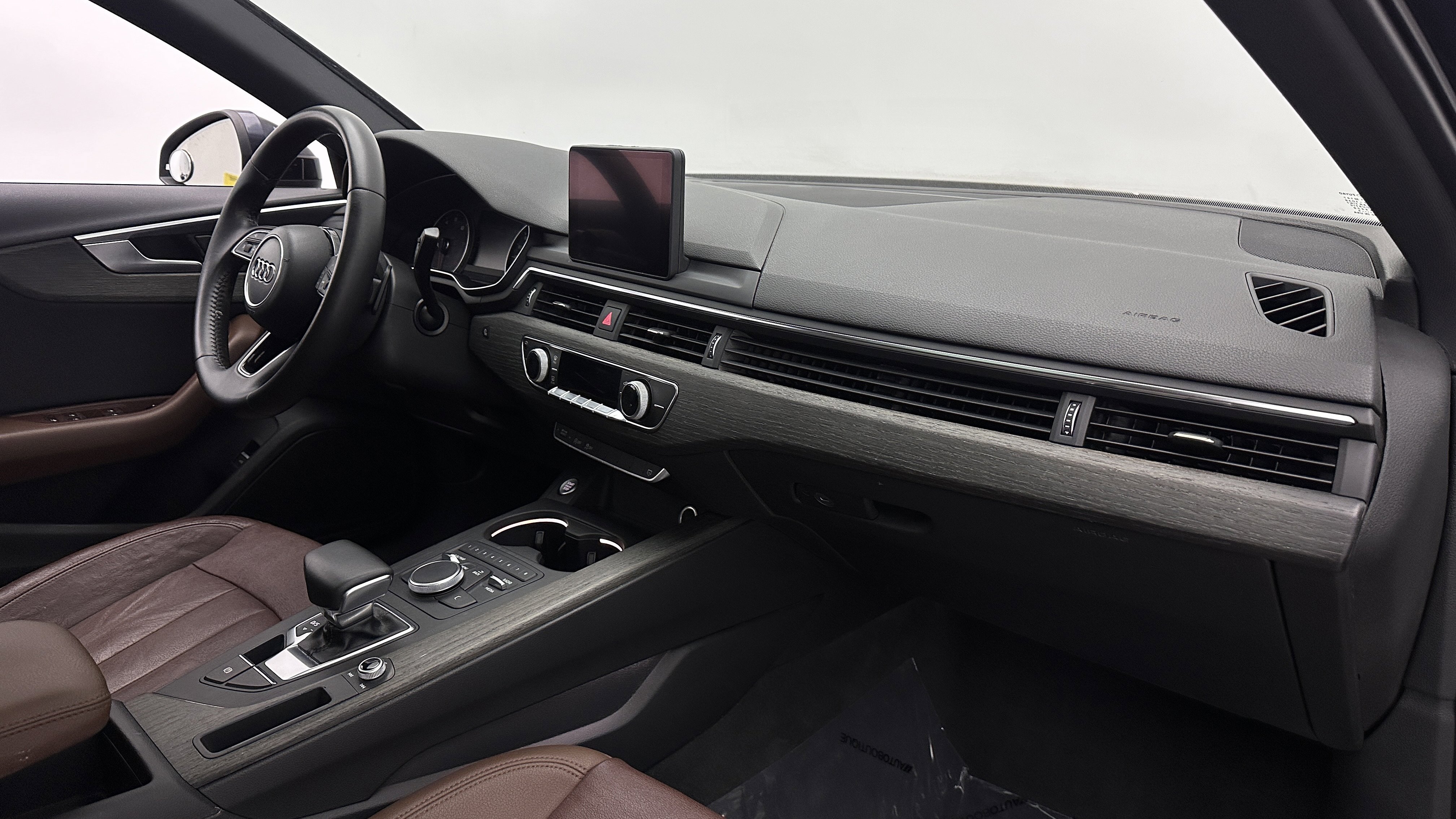 Used 2017 Audi A4 2.0T Ultra Premium w/ Convenience Package FWD image 36