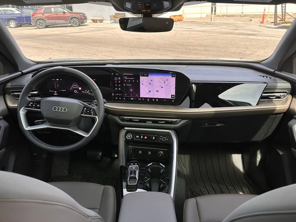 Used 2025 Audi Q5 Premium image 21