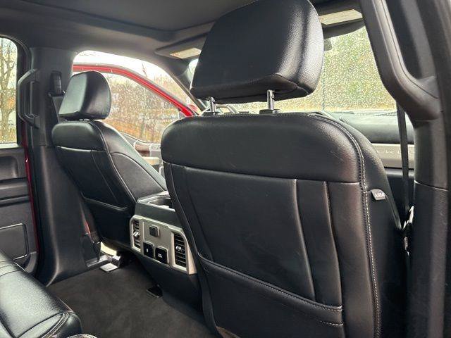 Used 2022 Ford F250 Lariat w/ Lariat Ultimate Package AWD/4WD image 32
