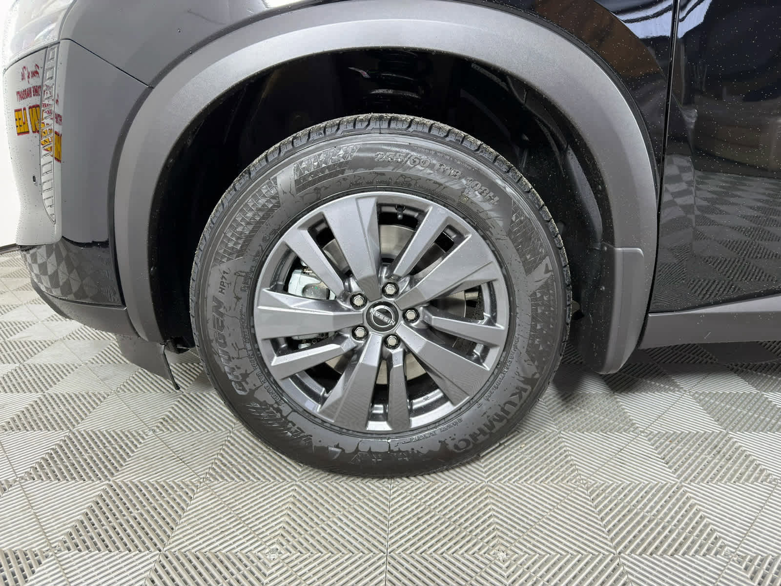 New 2026 Nissan Pathfinder SV image 10