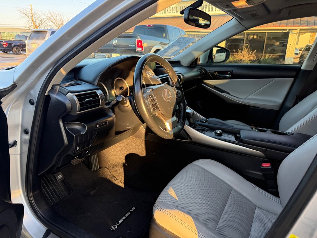 Used 2015 Lexus IS 250 AWD w/ Navigation System Package image 13