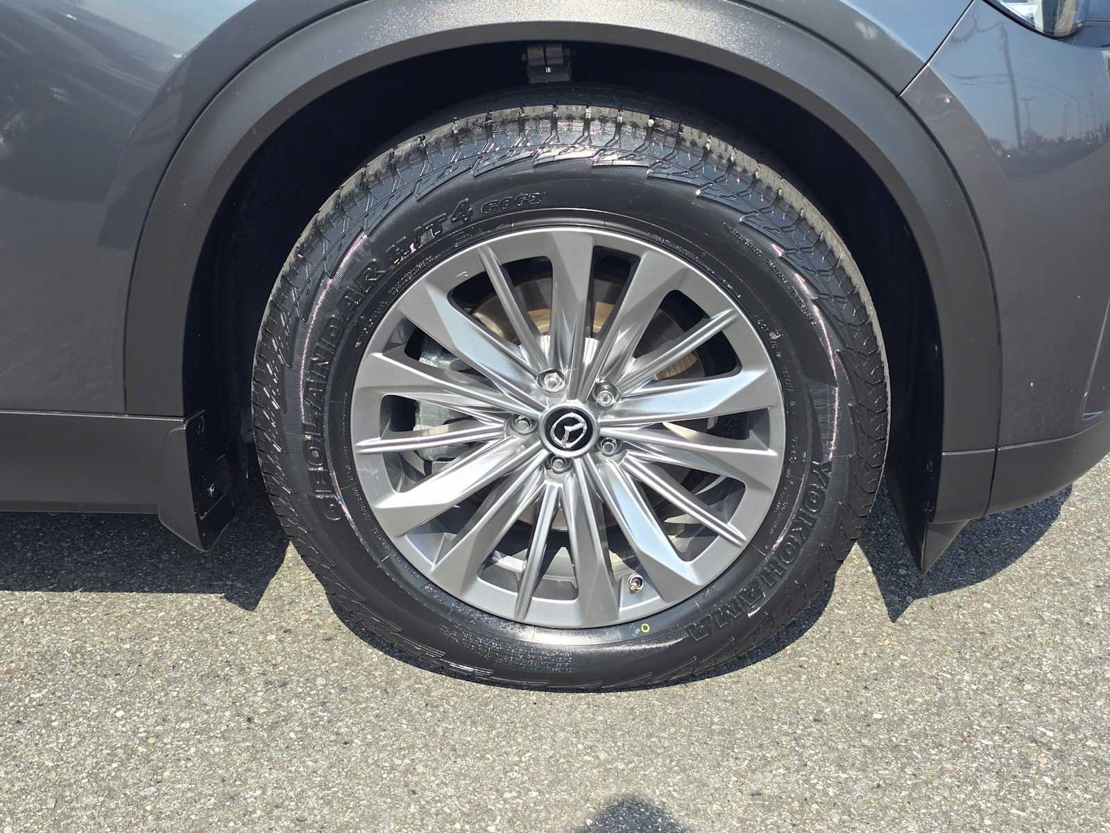 Used 2024 MAZDA CX-90 Plug-In Hybrid w/ Preferred AWD/4WD image 9