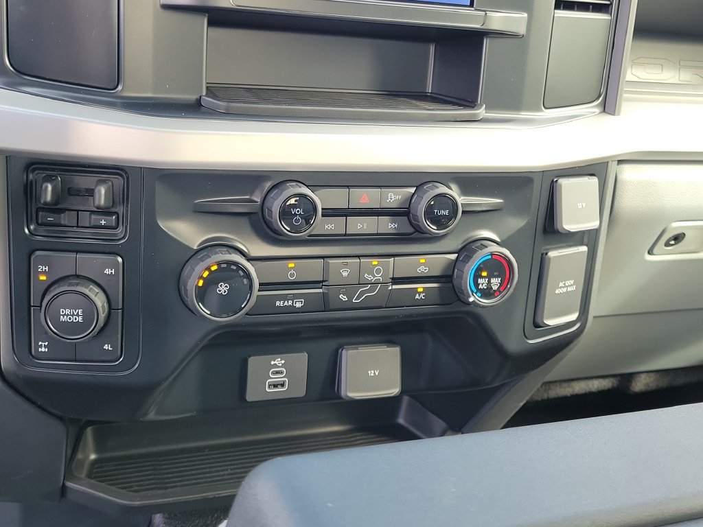 New 2027 Ford F350 XL w/ XL Chrome Package AWD/4WD image 30
