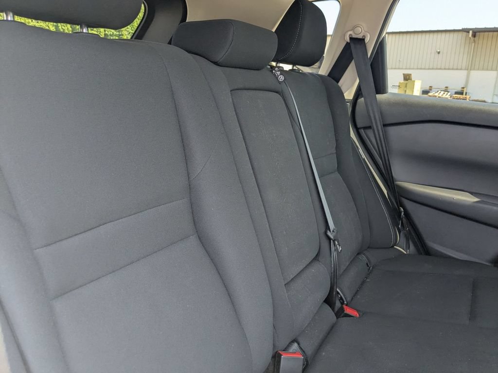 Used 2024 Nissan Rogue S AWD/4WD image 29