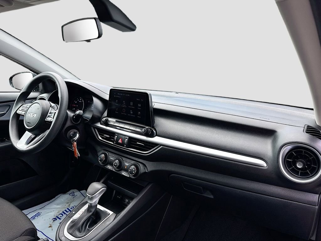 Certified 2023 Kia Forte LXS FWD image 29