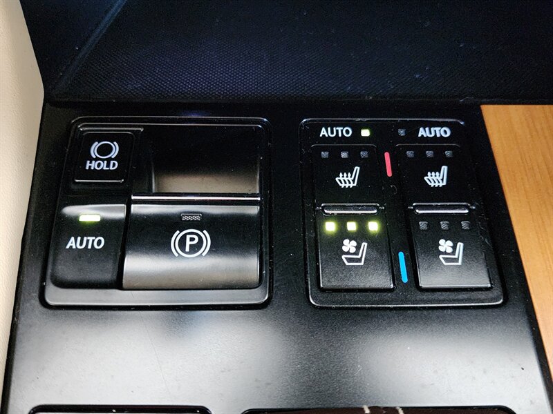Used 2019 Lexus RX 450h AWD w/ Navigation Package image 56