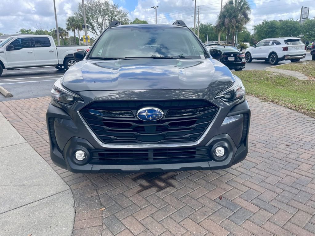 Used 2025 Subaru Outback Onyx Edition image 9