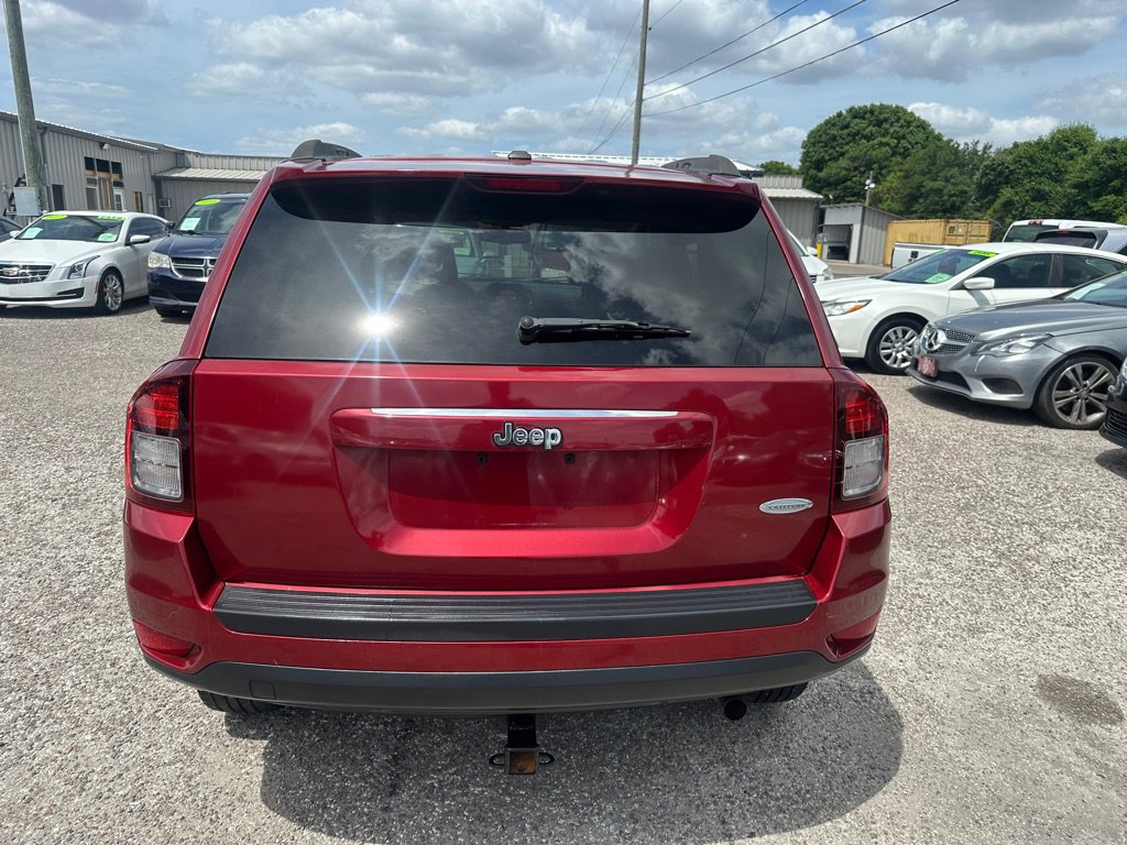 Used 2016 Jeep Compass Latitude image 5