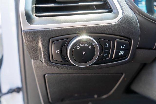 Used 2024 Ford Edge SEL w/ Sport Appearance Package AWD/4WD image 19