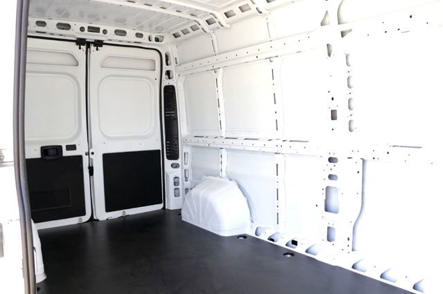 New 2026 RAM ProMaster 2500 w/ Convenience Group image 21