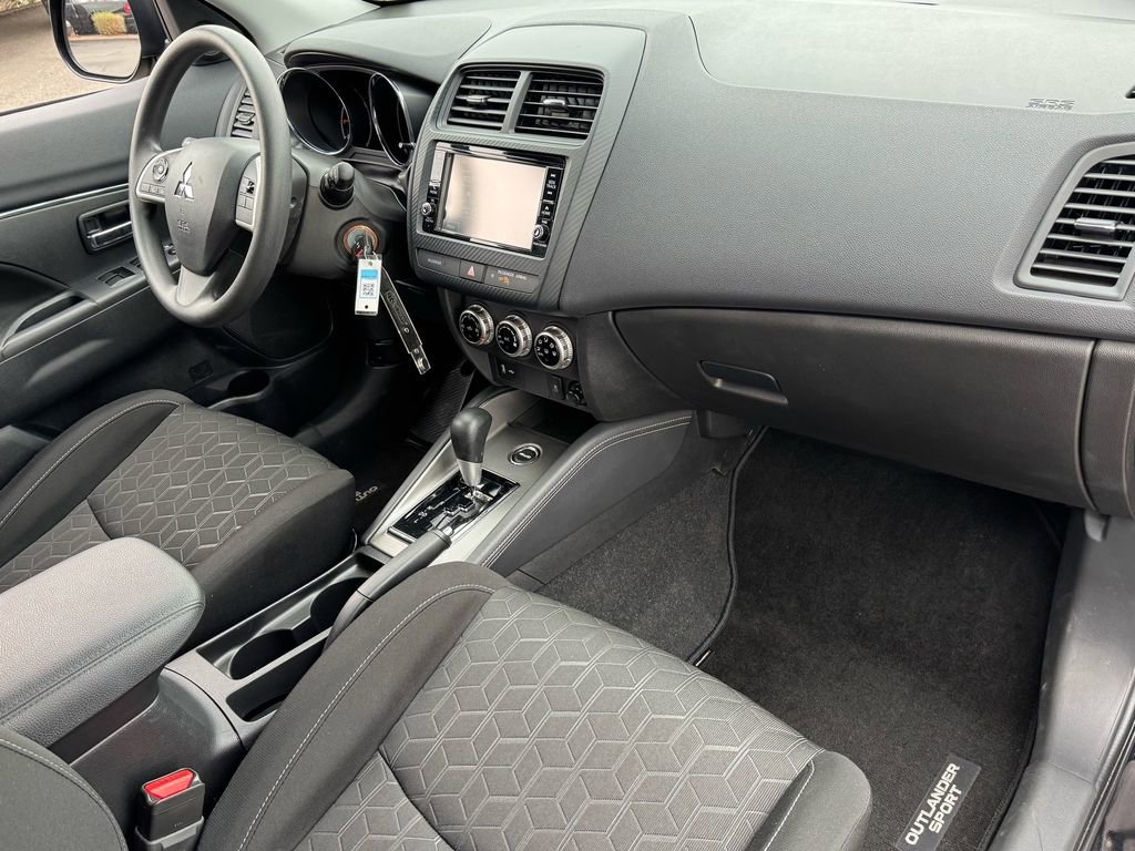 Used 2025 Mitsubishi Outlander Sport ES AWD/4WD image 22