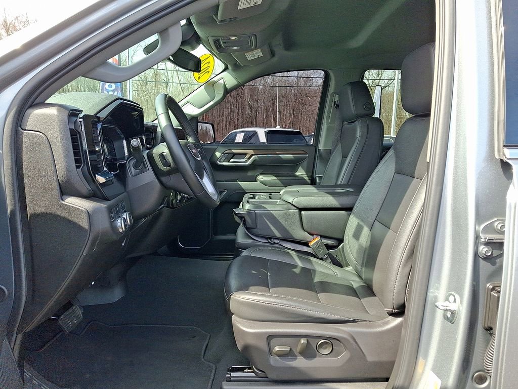 Used 2024 GMC Sierra 1500 SLT image 14