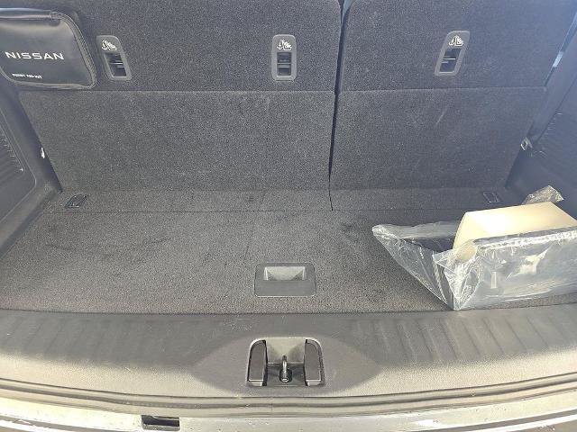 Certified 2025 Nissan Armada PRO-4X AWD/4WD image 15