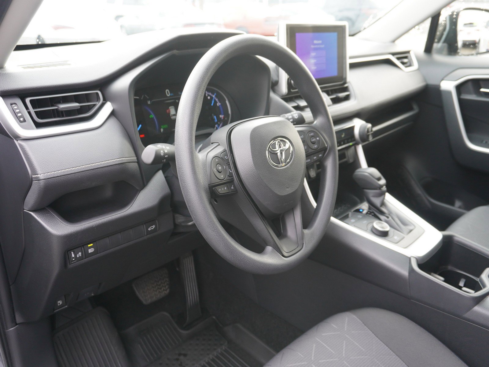 Used 2025 Toyota RAV4 XLE image 21