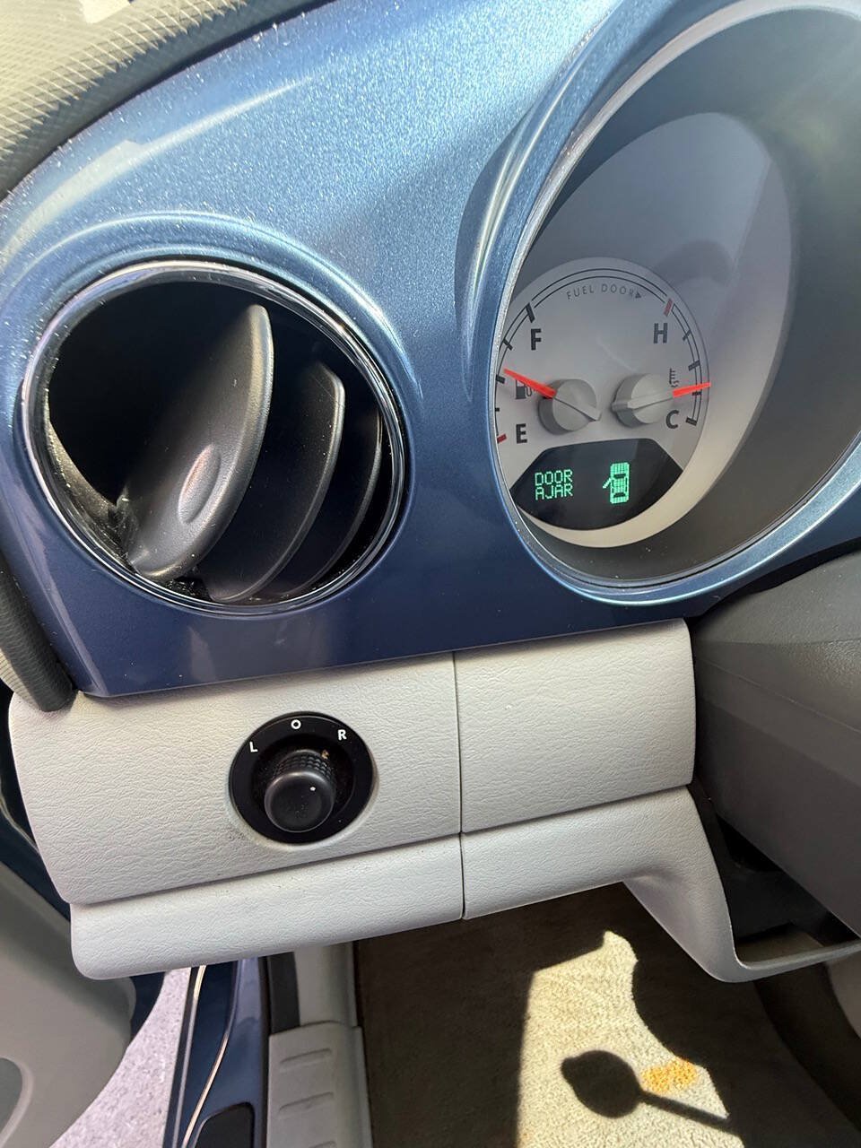 Used 2007 Chrysler PT Cruiser Limited w/ Chrome Accents Group FWD image 19