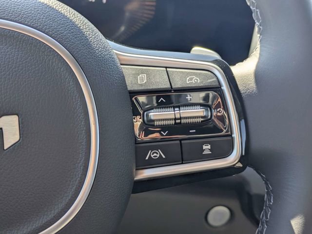 New 2026 Kia Carnival EX FWD image 25