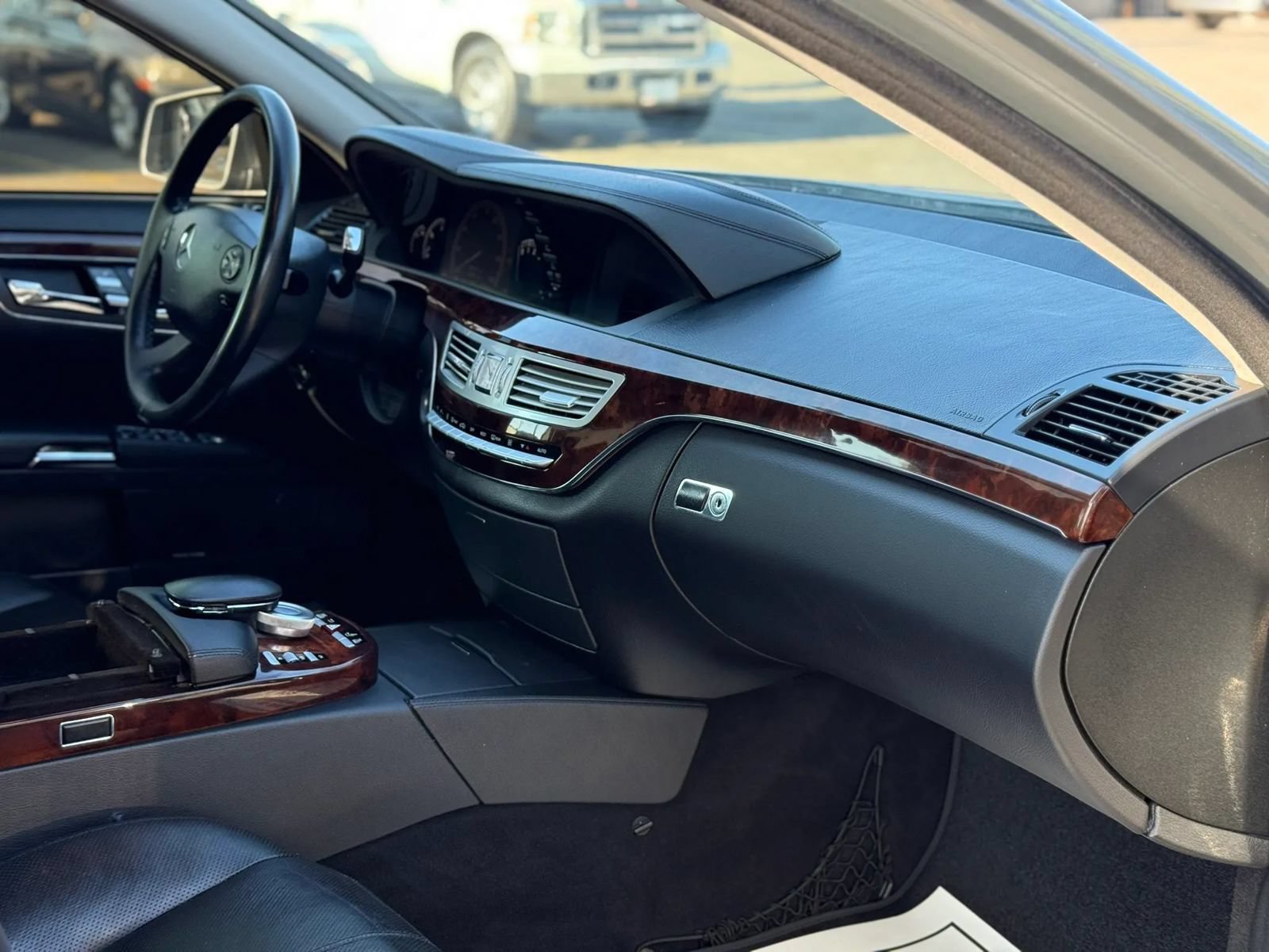 Used 2007 Mercedes-Benz S 550 image 19