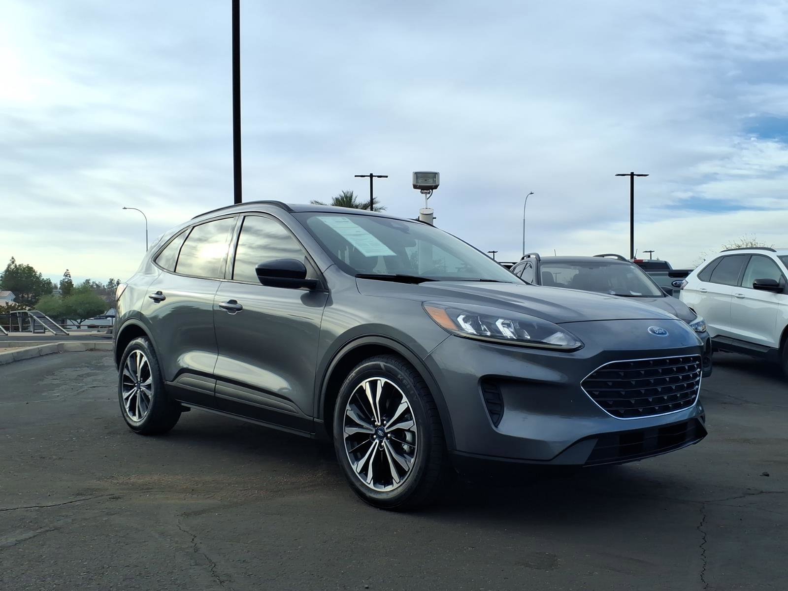 Certified 2022 Ford Escape SE w/ SE Sport Appearance Package image 8