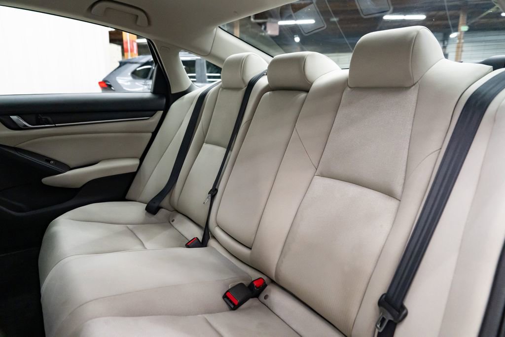 Used 2018 Honda Accord LX image 25