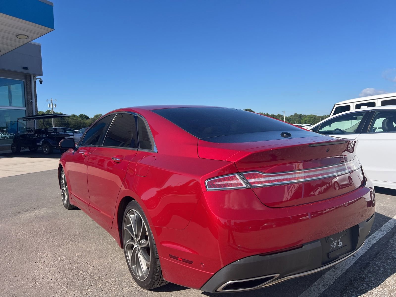 Used 2020 Lincoln MKZ Reserve w/ Luxury Package AWD/4WD image 11