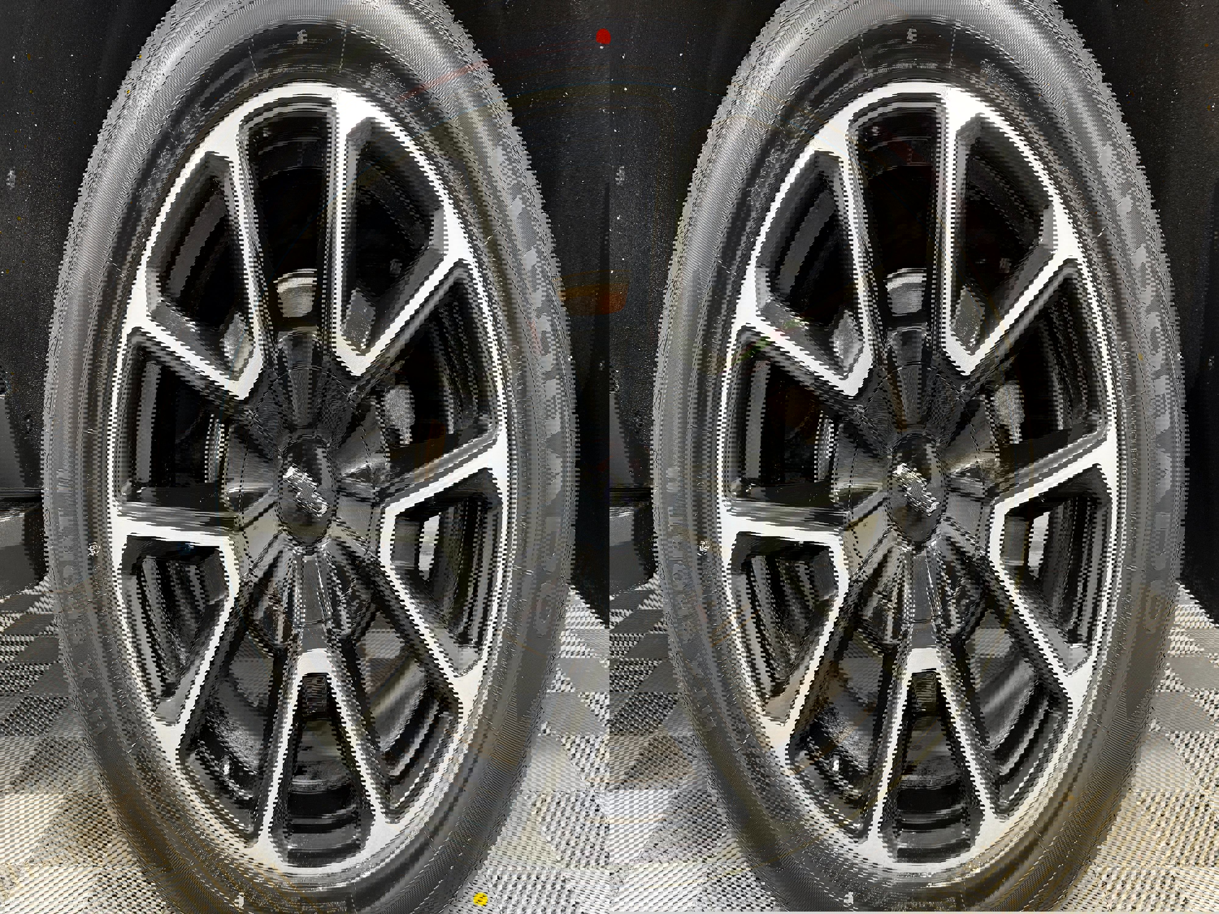 Used 2024 Chevrolet Suburban RST w/ Luxury Package image 40