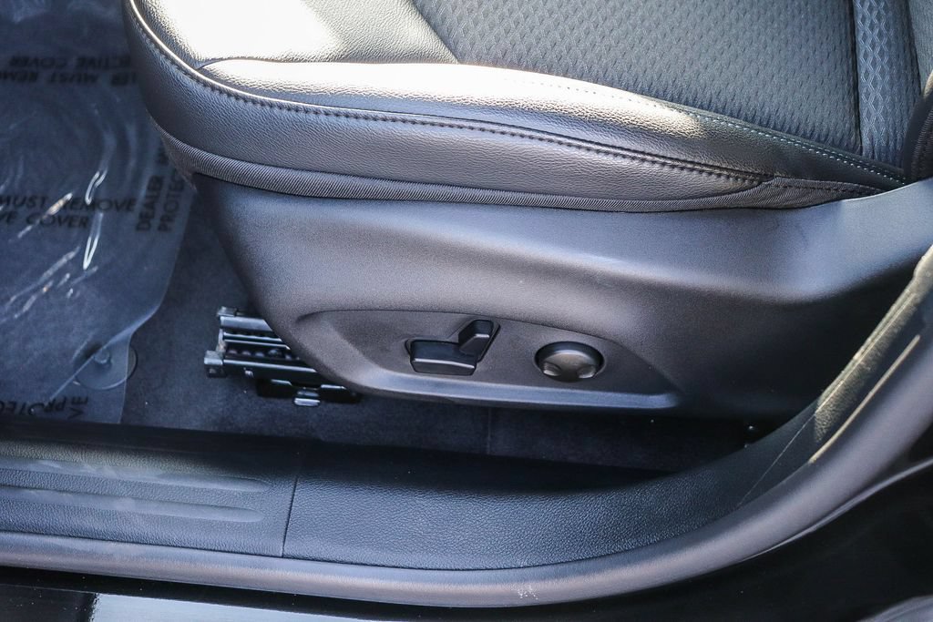 New 2026 Jeep Compass Latitude AWD/4WD image 24