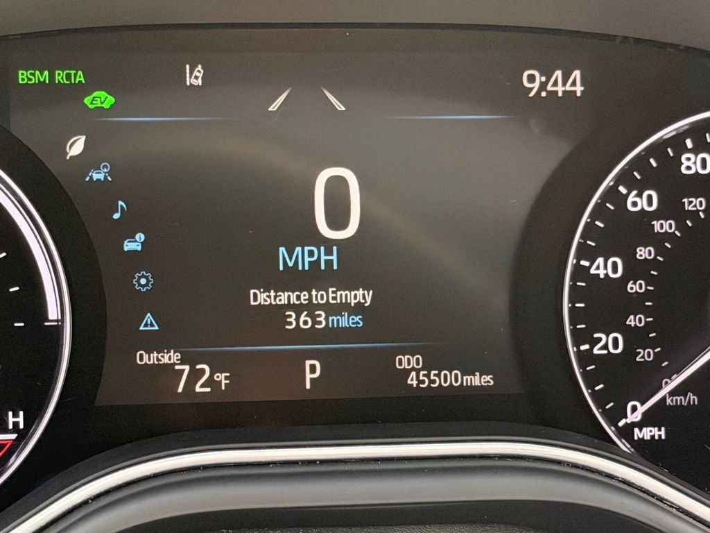 Used 2021 Toyota Avalon XLE w/ Moonroof Package FWD image 3