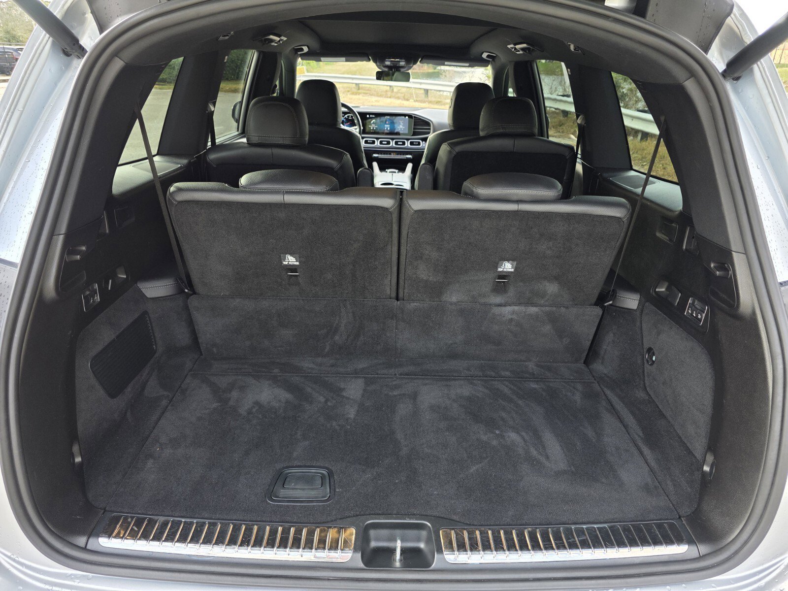 Used 2022 Mercedes-Benz GLS 450 4MATIC image 16