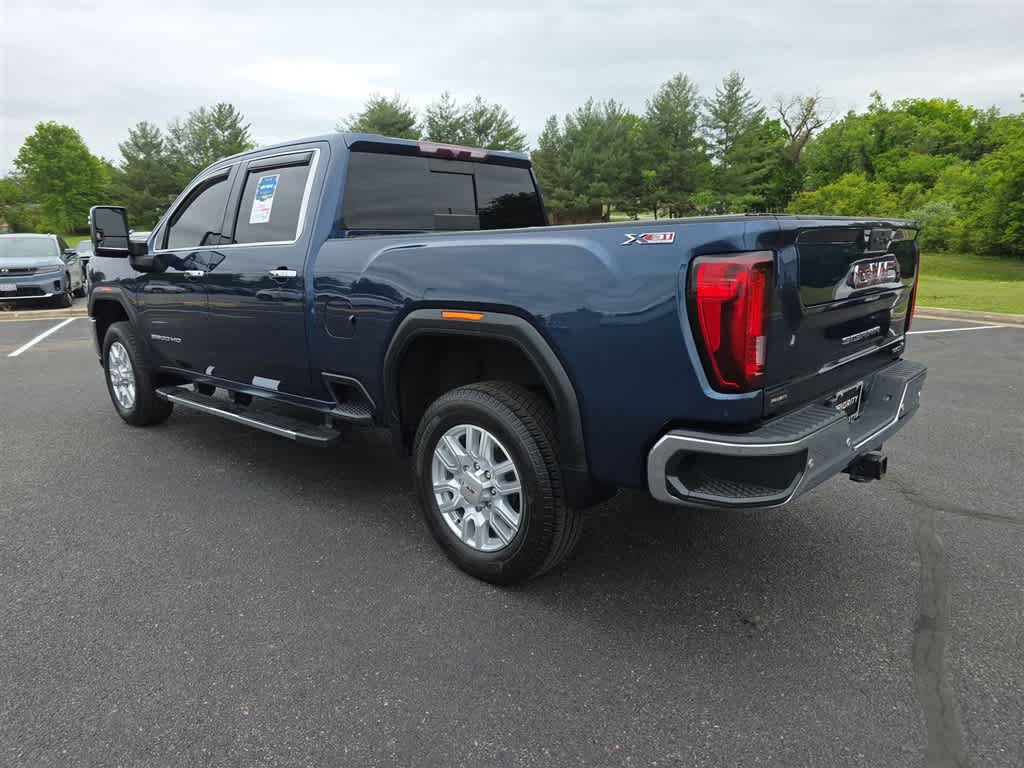 Used 2021 GMC Sierra 2500 SLT w/ SLT Premium Package AWD/4WD image 13