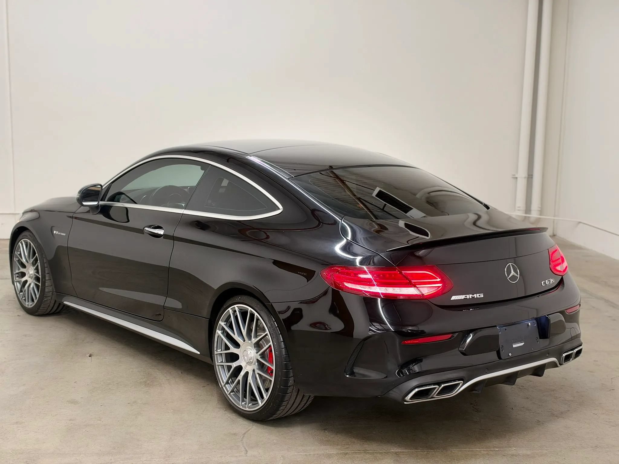 Used 2017 Mercedes-Benz C 63 AMG S image 10