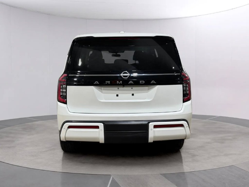 Certified 2026 Nissan Armada SV AWD/4WD image 4