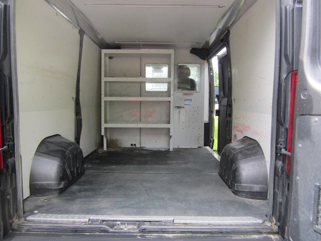 Used 2019 RAM ProMaster 1500 w/ Interior Convenience Group image 9