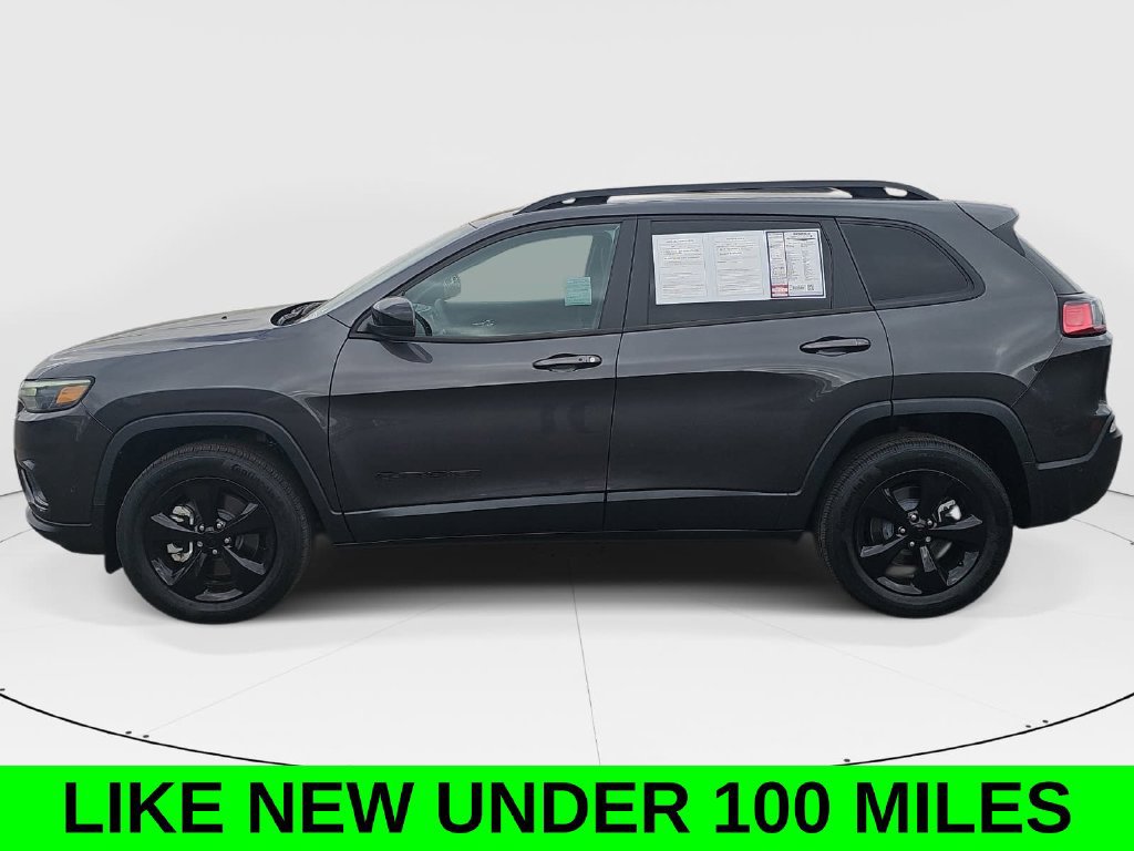 Used 2023 Jeep Cherokee Altitude Lux AWD/4WD image 6