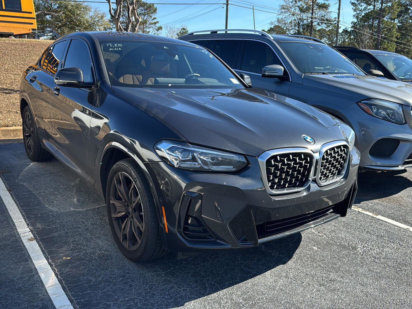 Certified 2025 BMW X4 xDrive30i w/ M Sport Package image 10