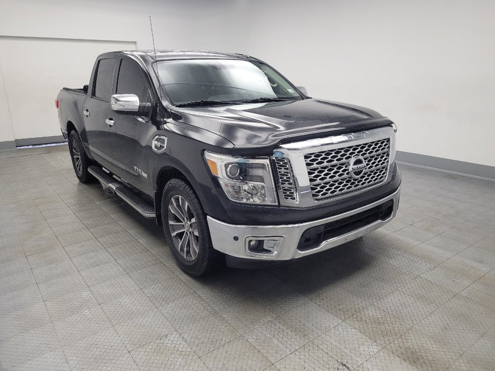 Used 2017 Nissan Titan SL image 13