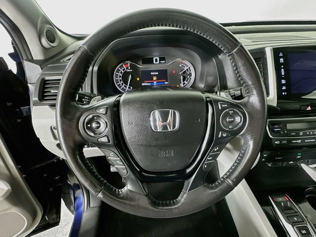 Used 2017 Honda Pilot Elite image 27