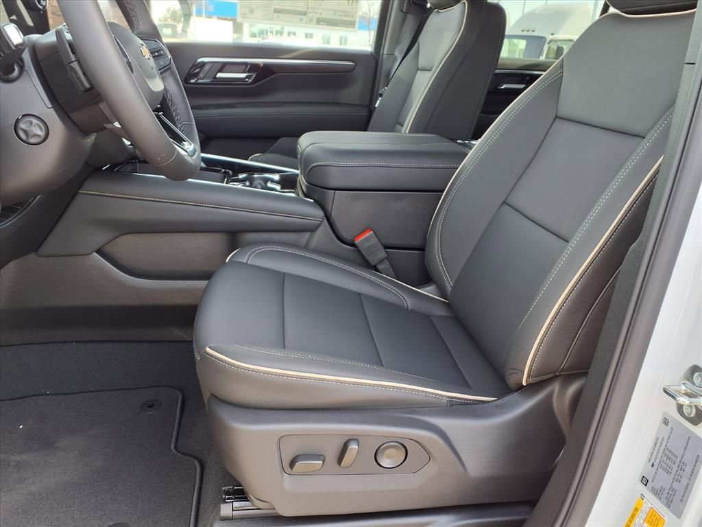 New 2026 Chevrolet Tahoe Premier w/ Sun And Tow Package image 9