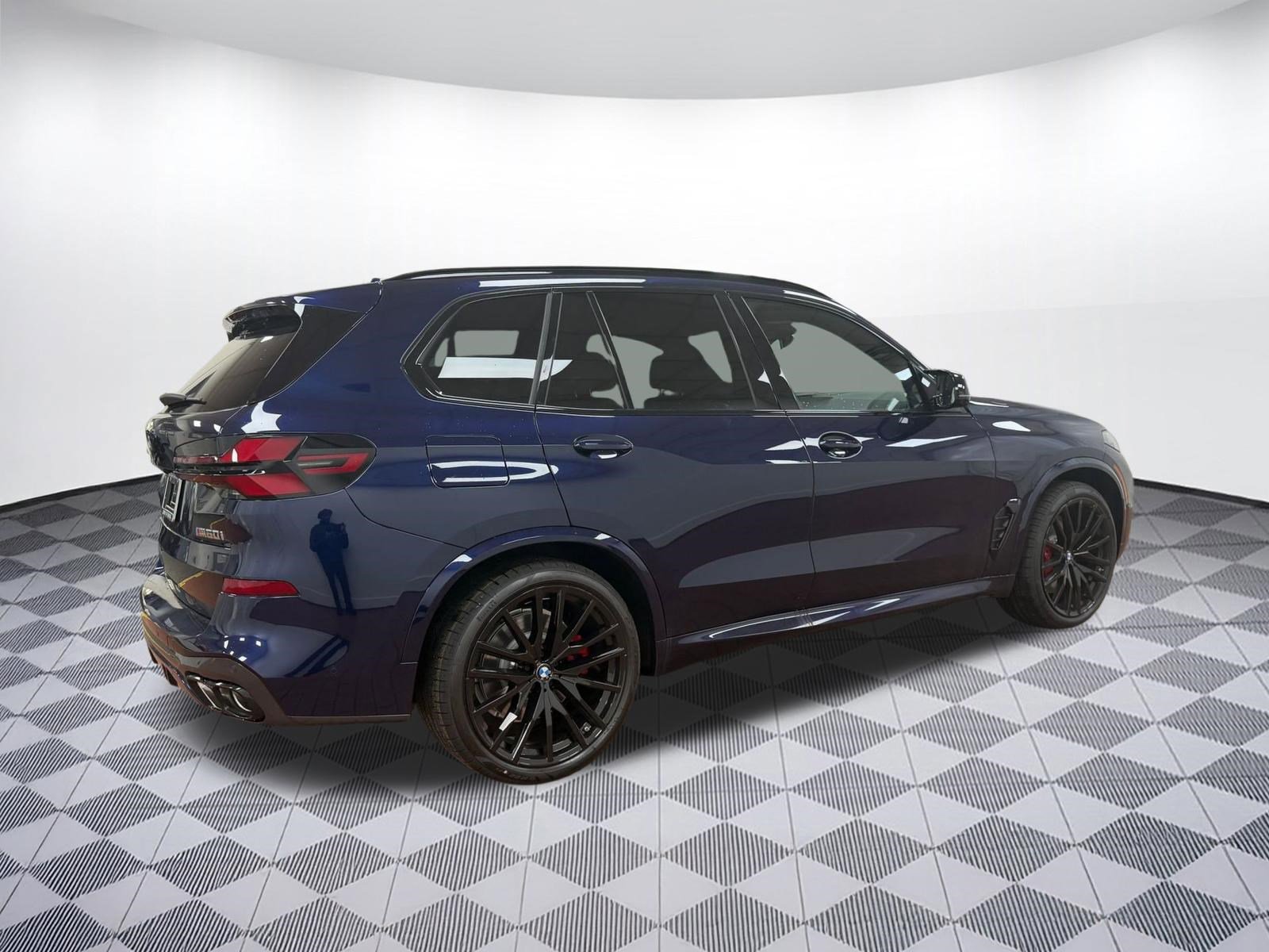 New 2026 BMW X5 M60i image 8