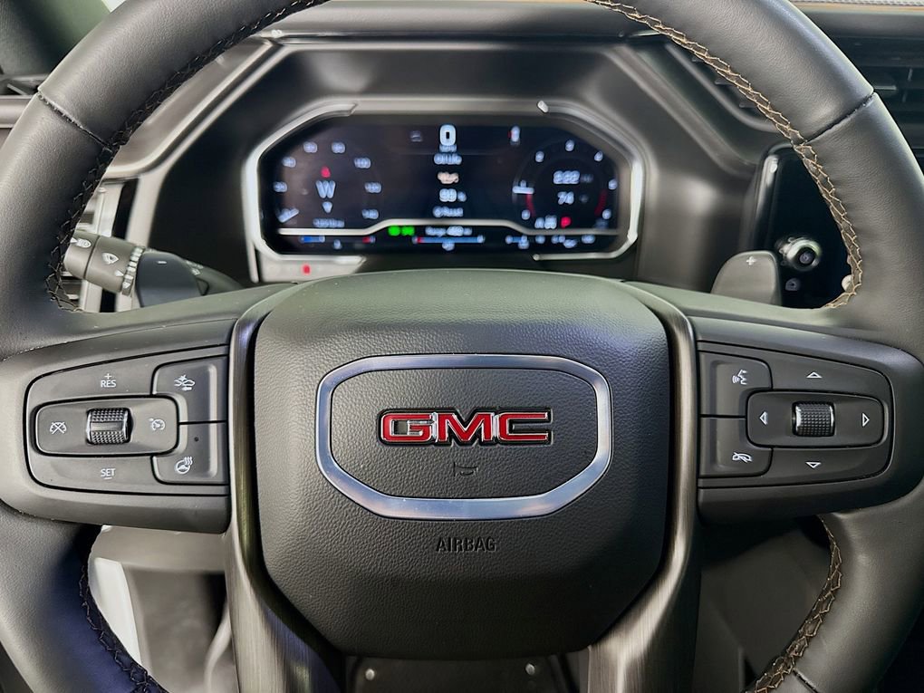 Used 2025 GMC Sierra 1500 AT4 w/ AT4 Premium Package AWD/4WD image 16