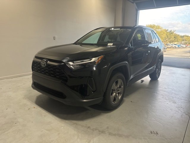 Used 2024 Toyota RAV4 XLE image 2