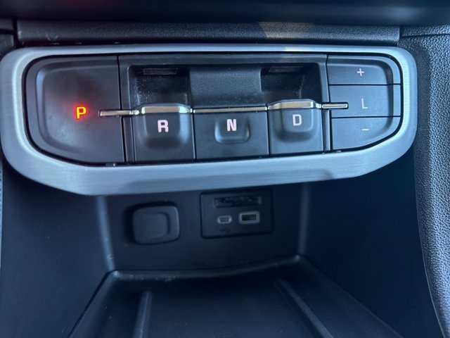 Used 2023 GMC Acadia SLT w/ Elevation Edition image 22