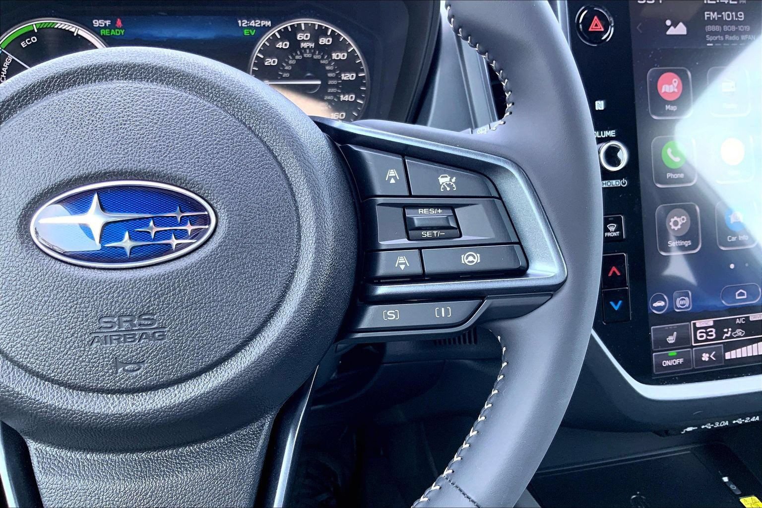 Certified 2025 Subaru Forester Limited AWD/4WD image 26