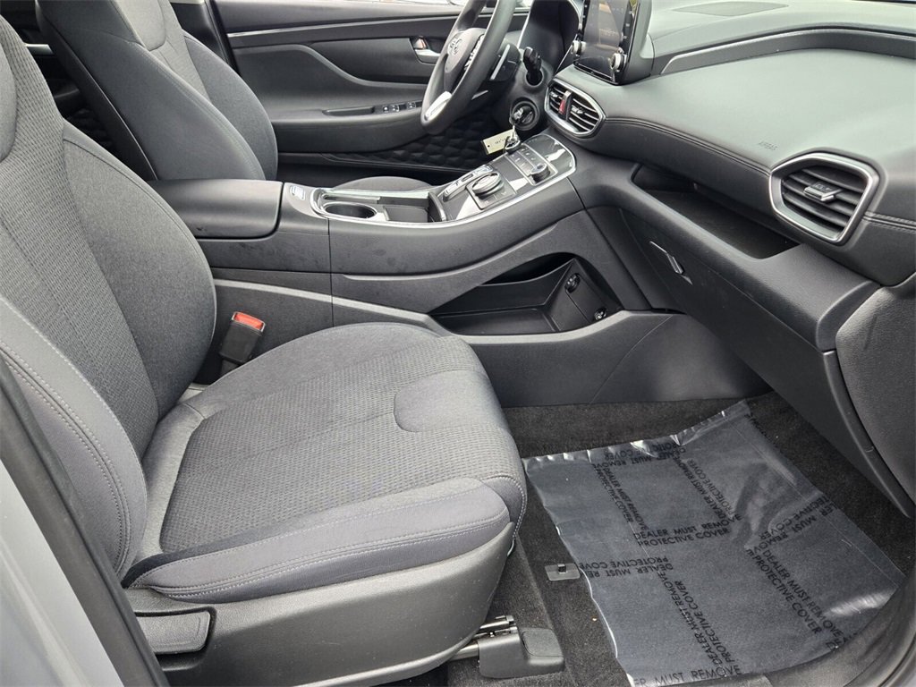 Certified 2023 Hyundai Santa Fe SE image 16